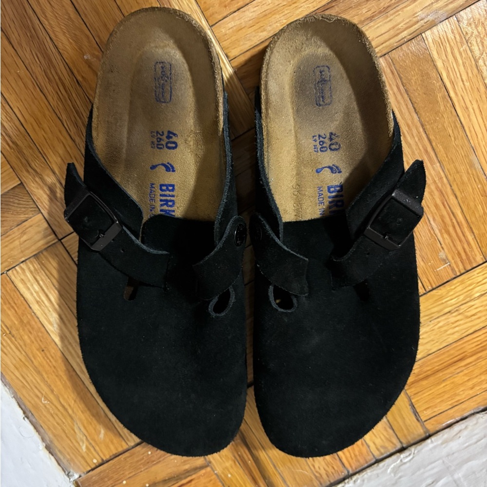 Birkenstock Black Suede Boston Soft Footbed